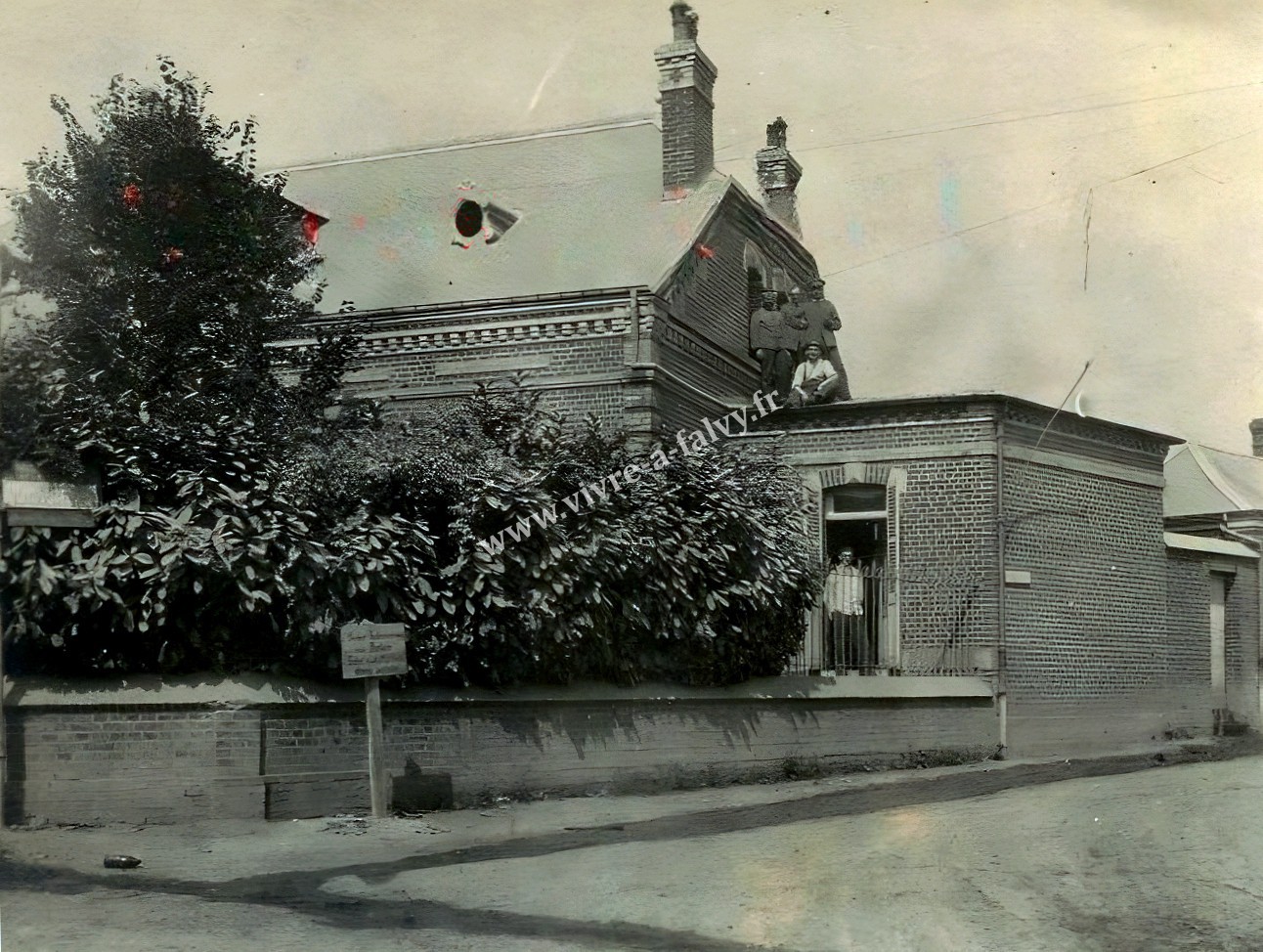 1 bethencourt soldat allemand dans une maison