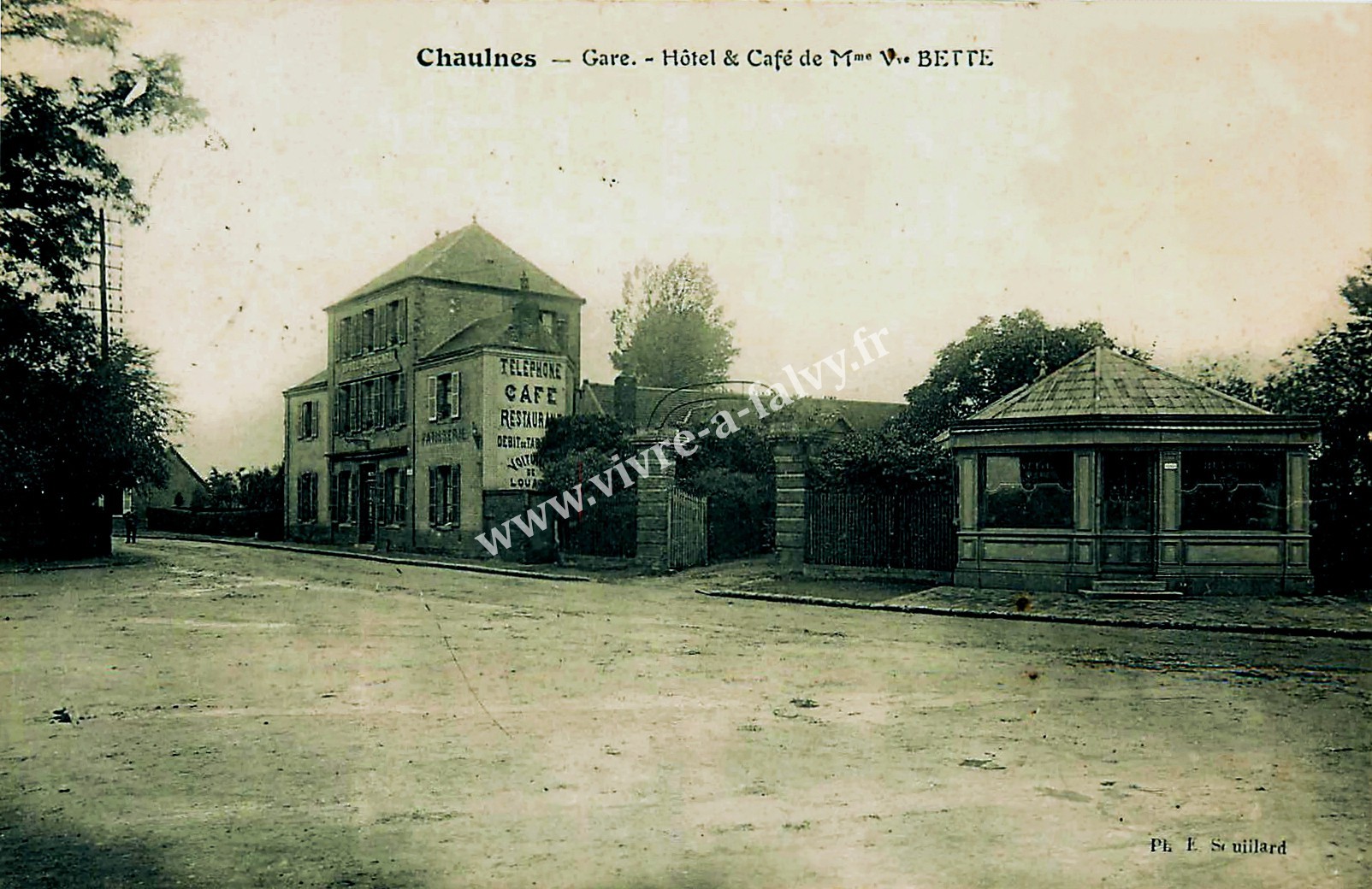 1 chaulnes gare hotel mme veuve bette