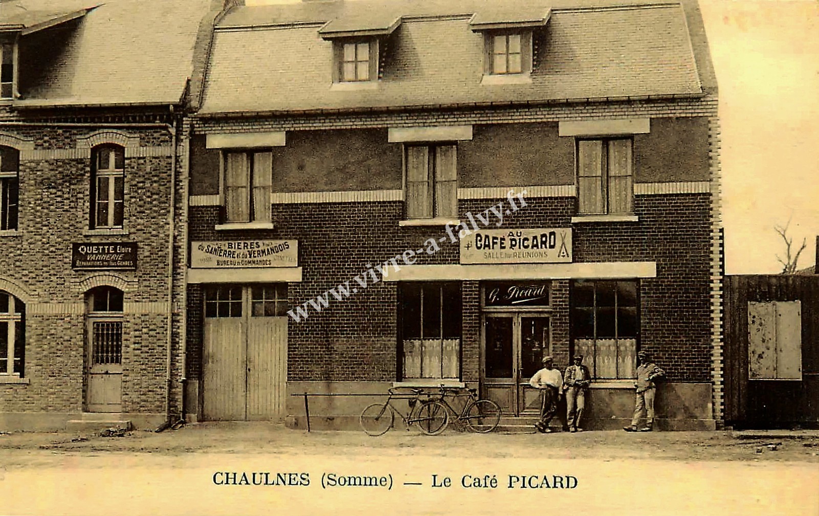 1 chaulnes le cafe picard