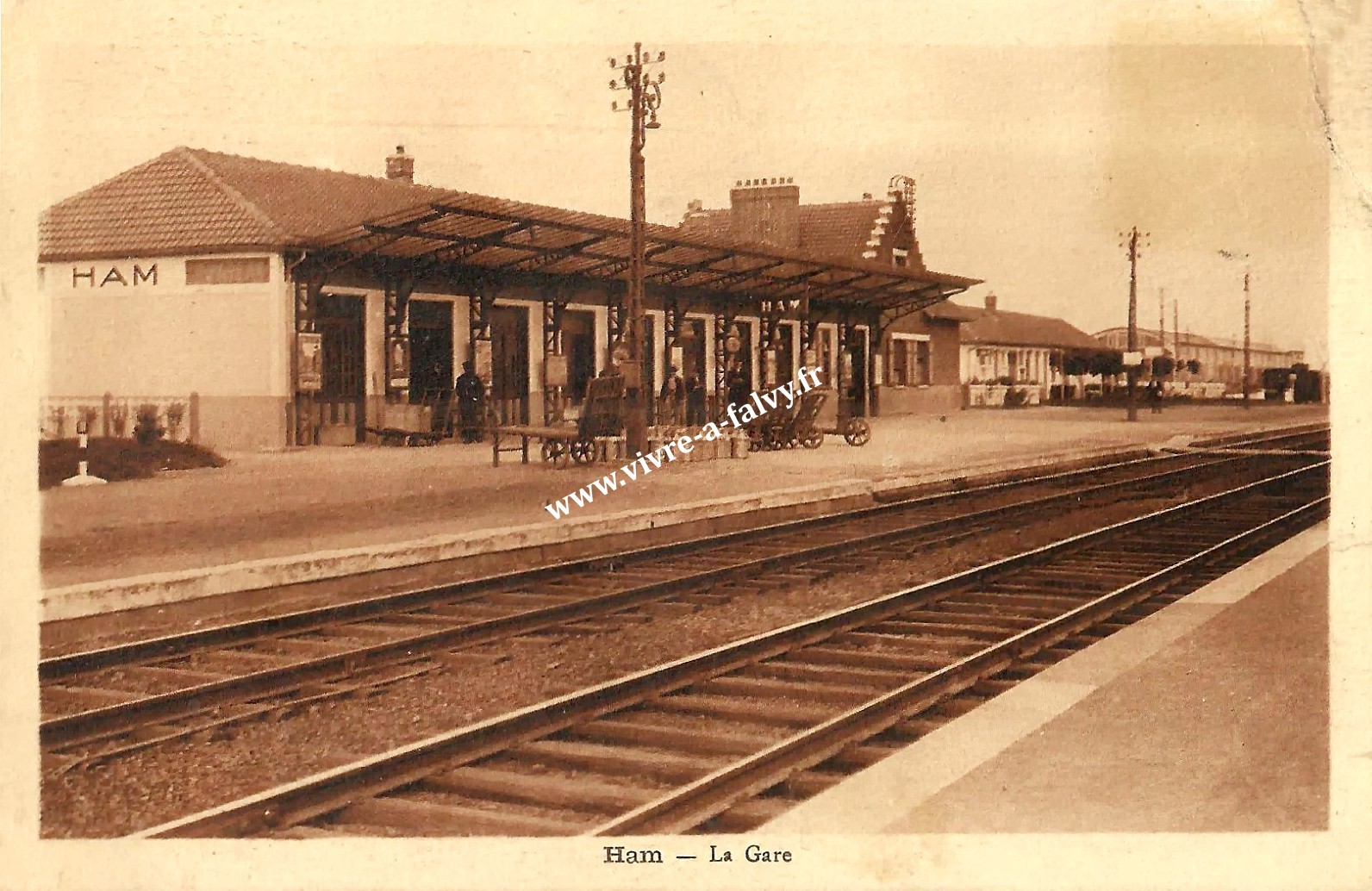 1 ham la gare