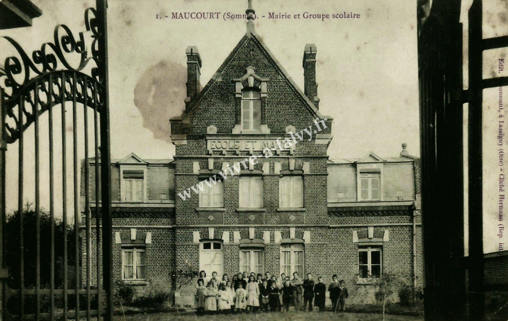 1 maucourt mairie groupe scolaire