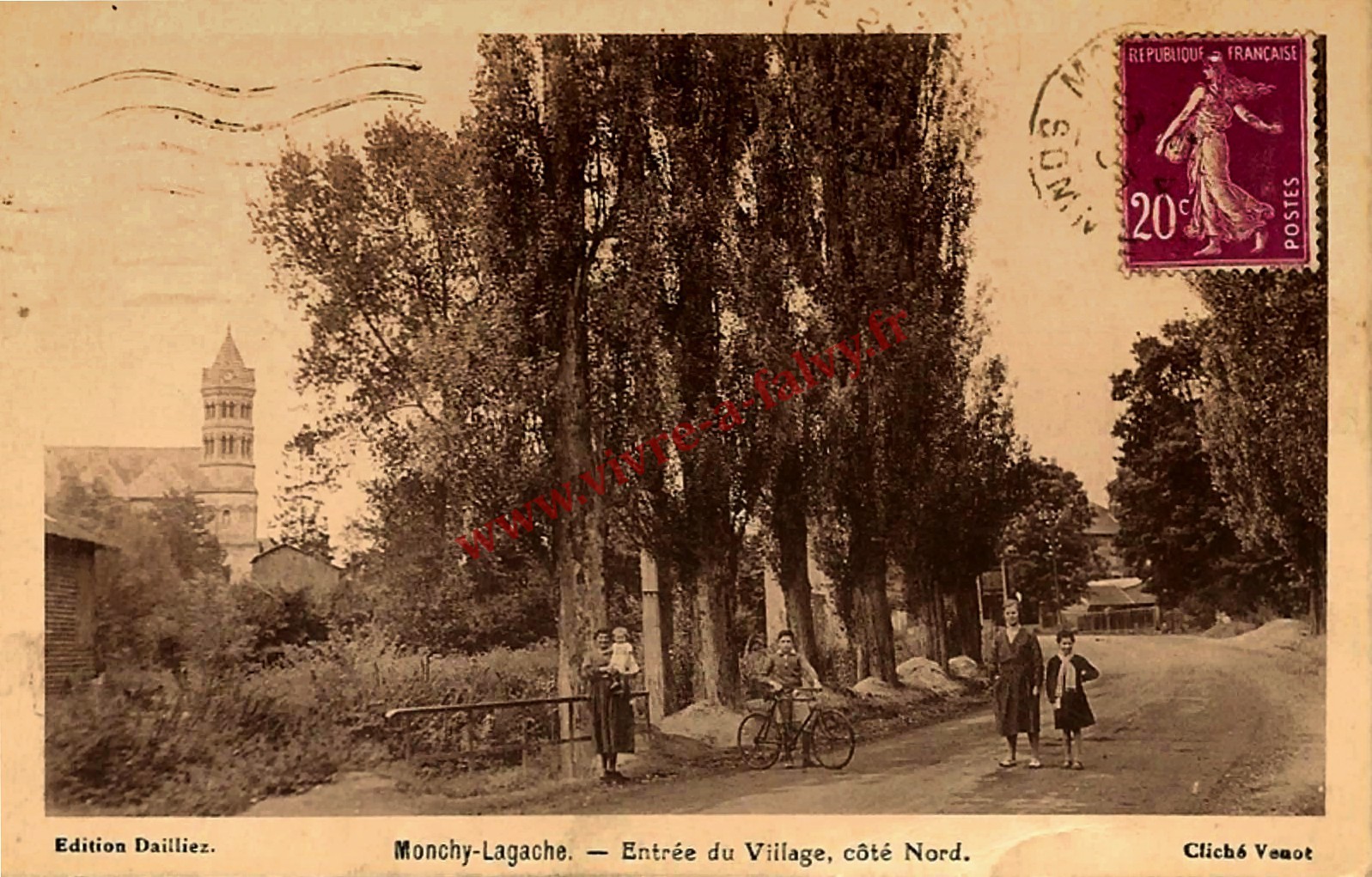 1 monchy lagache entree du village cote nord 1