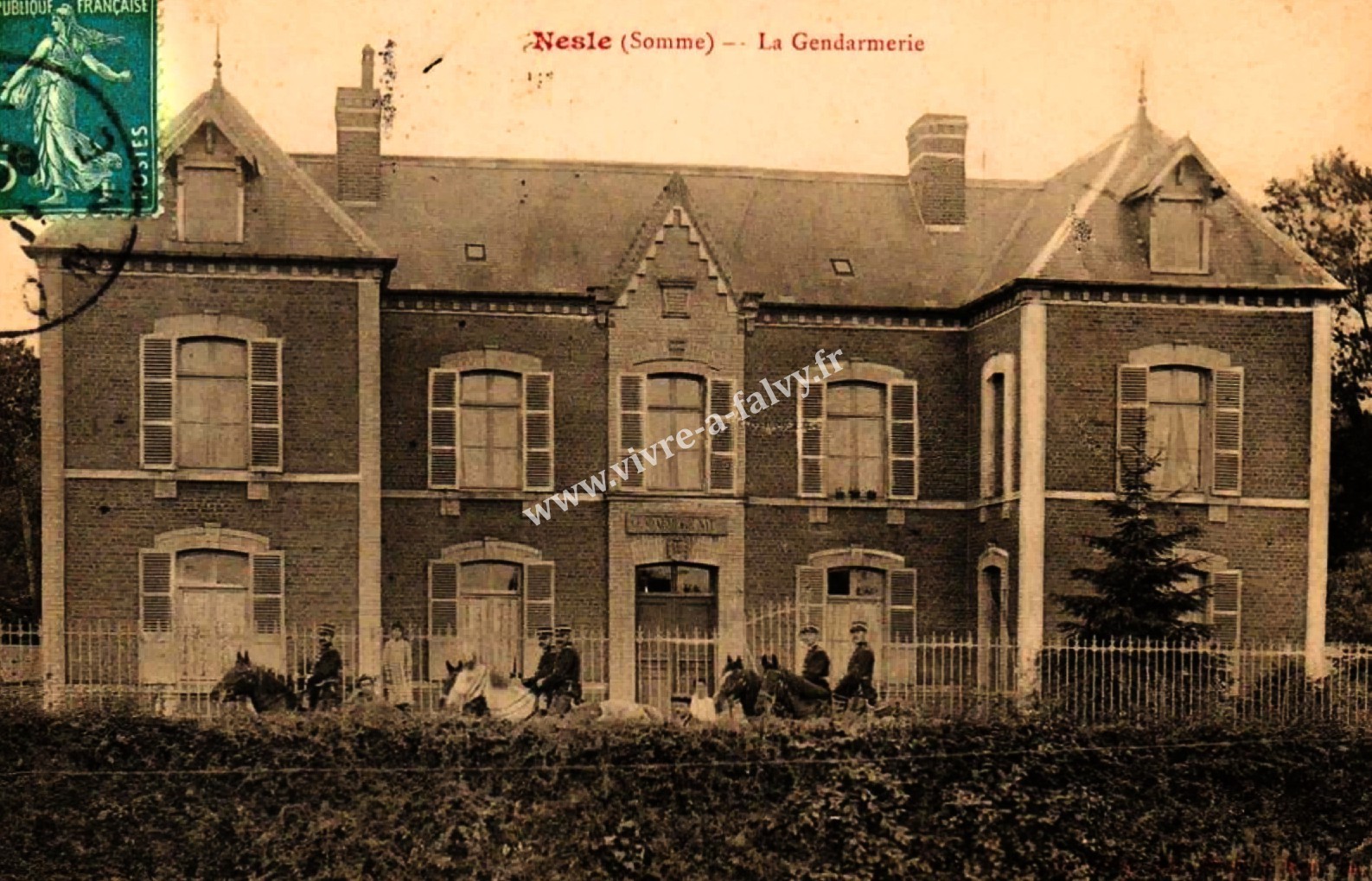 1 nesle la gendarmerie
