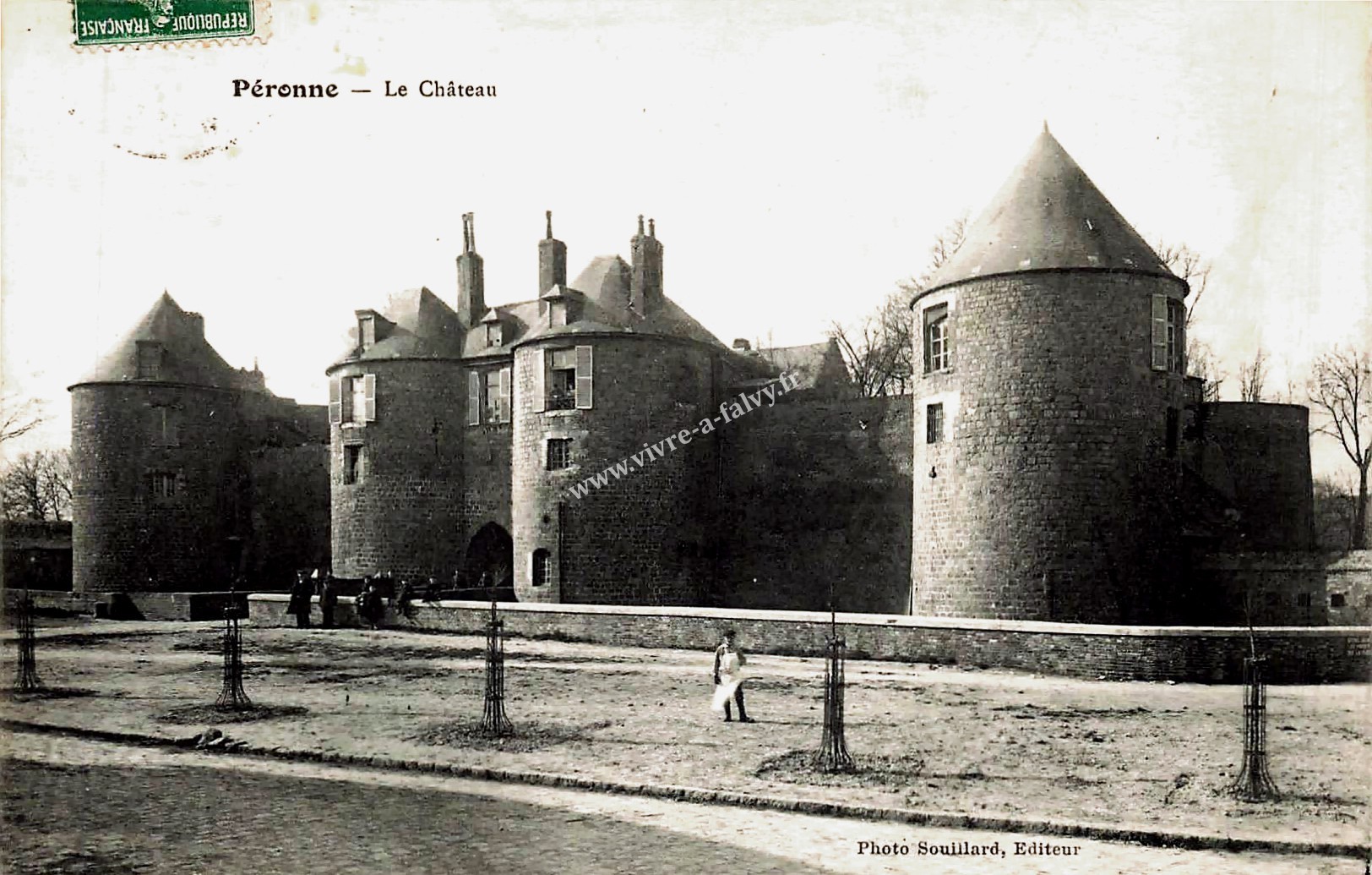 1 peronne le chateau 18