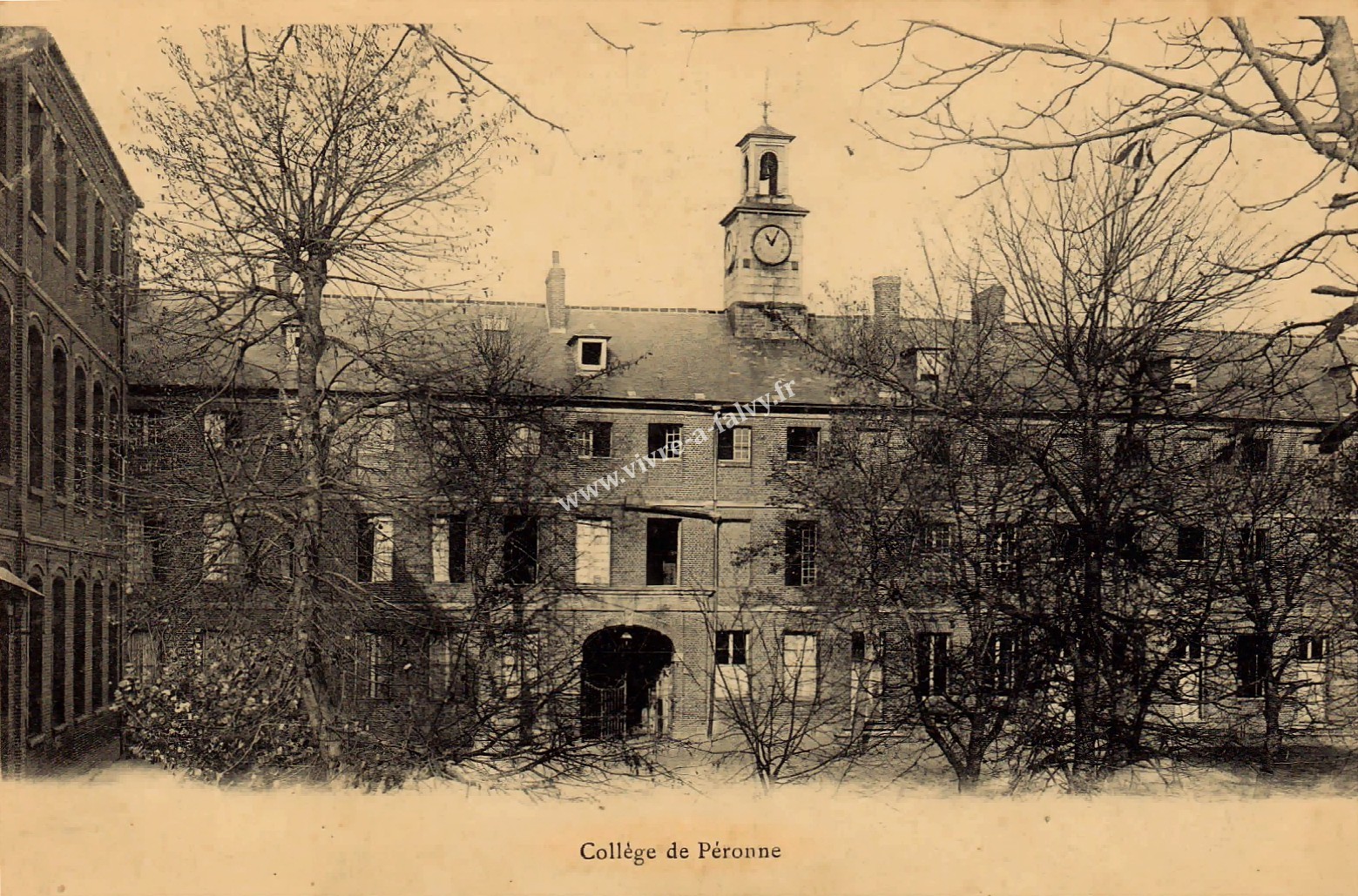 1 peronne le college de peronne 25