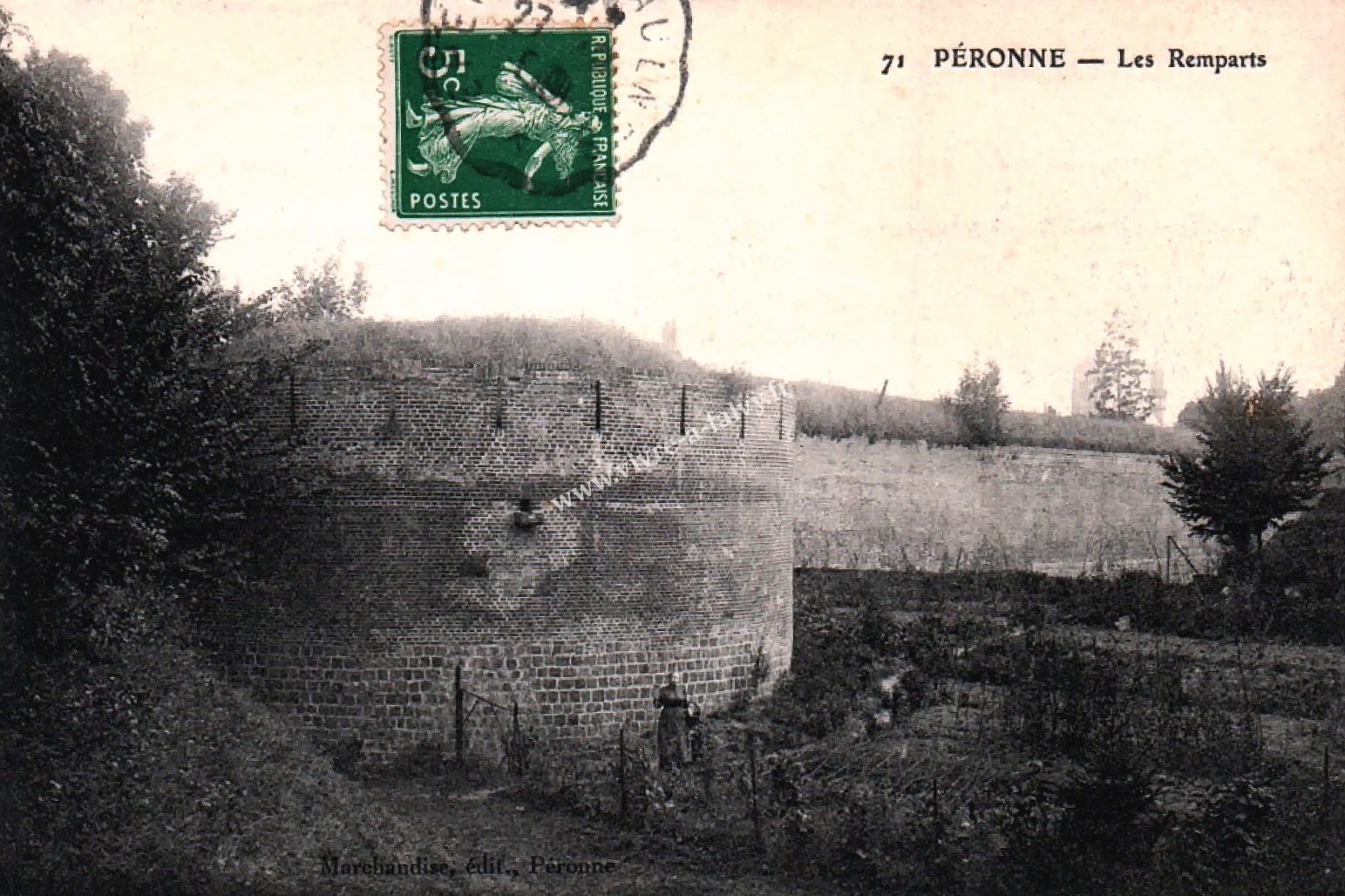 1 peronne les remparts 1