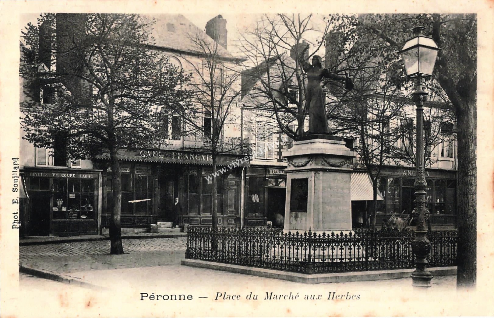 1 peronne place du marche aux herbes 5