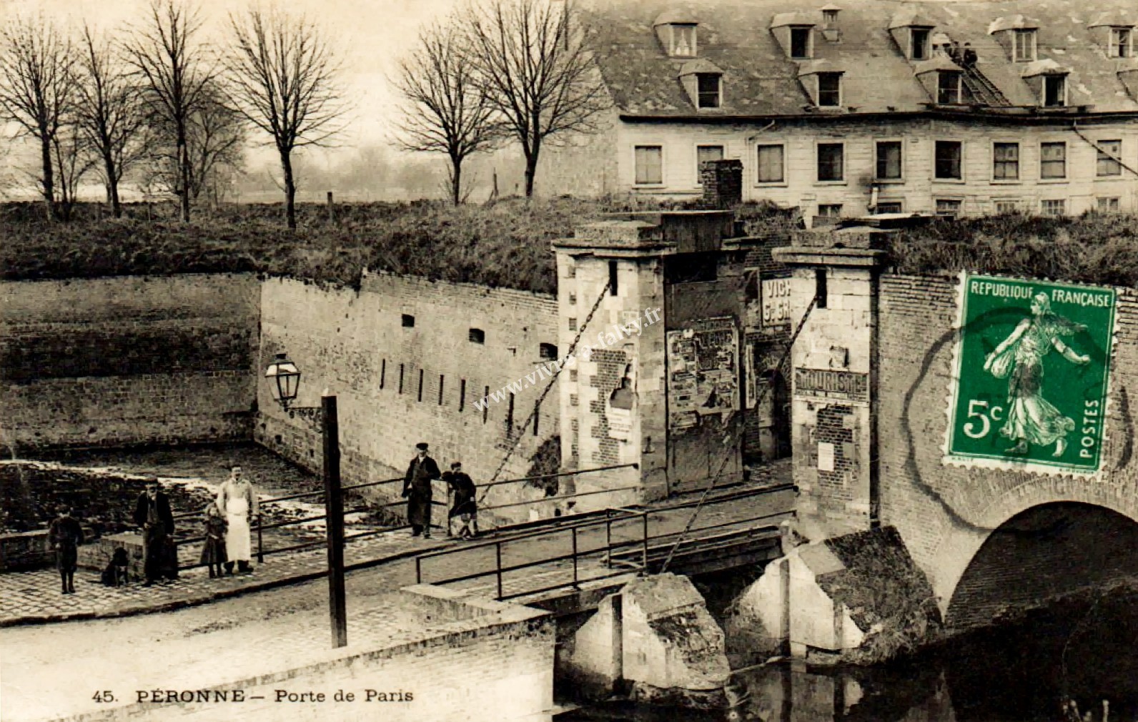 1 peronne porte de paris 25