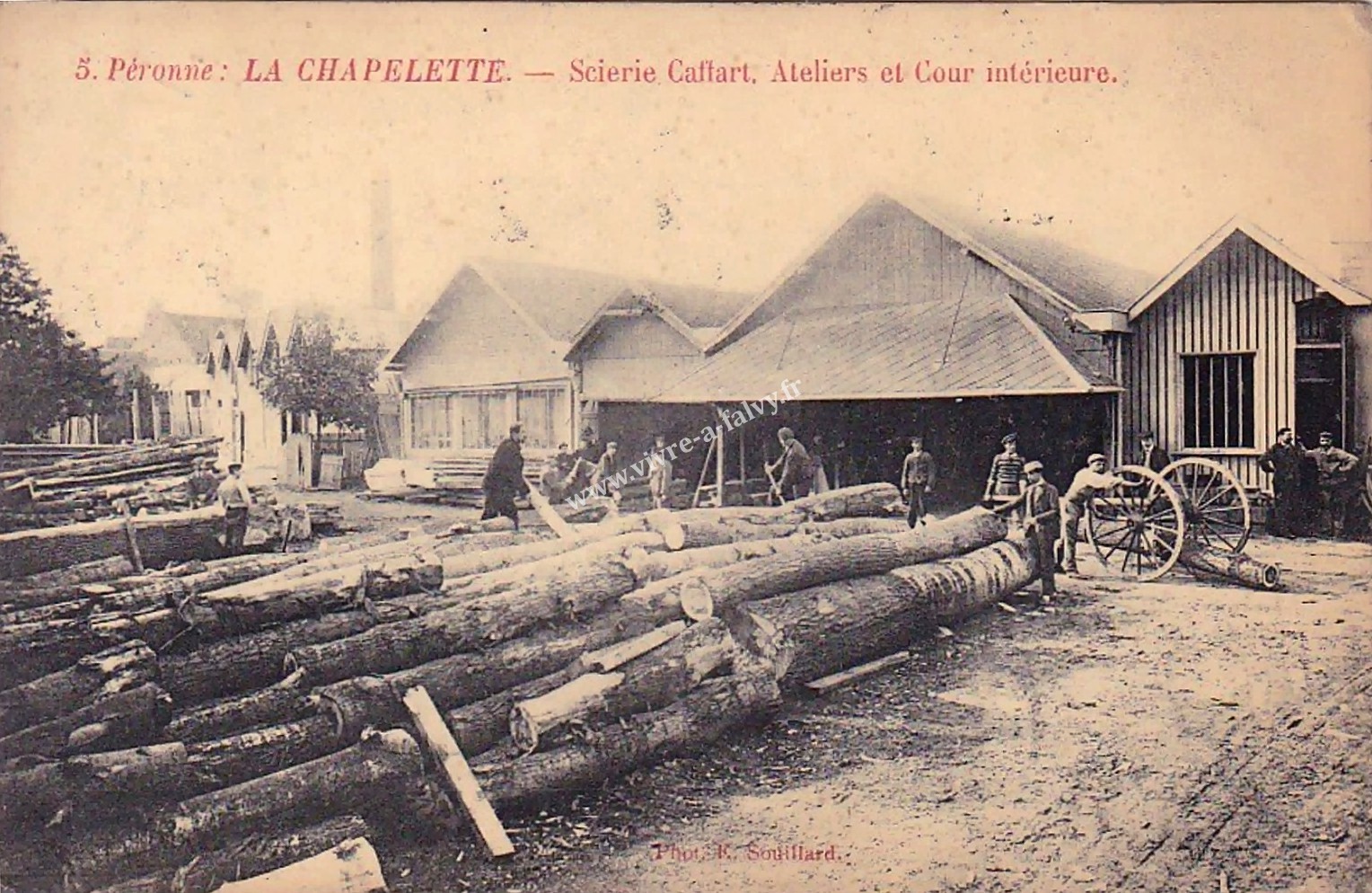1 peronne scierie caffart ateliers cour interieure 1