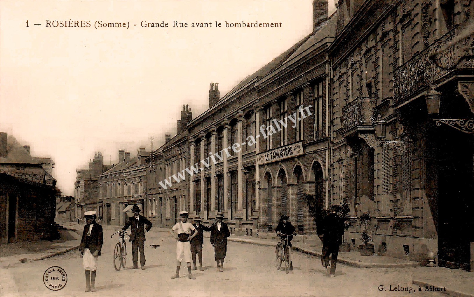 1 rosieres en santerre grande rue avant le bombardement