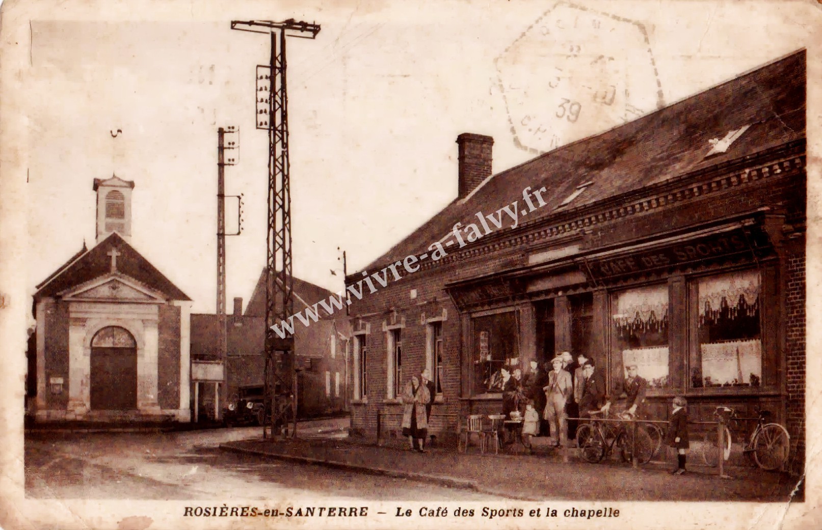 1 rosieres en santerre le cafe des sports et la chapelle