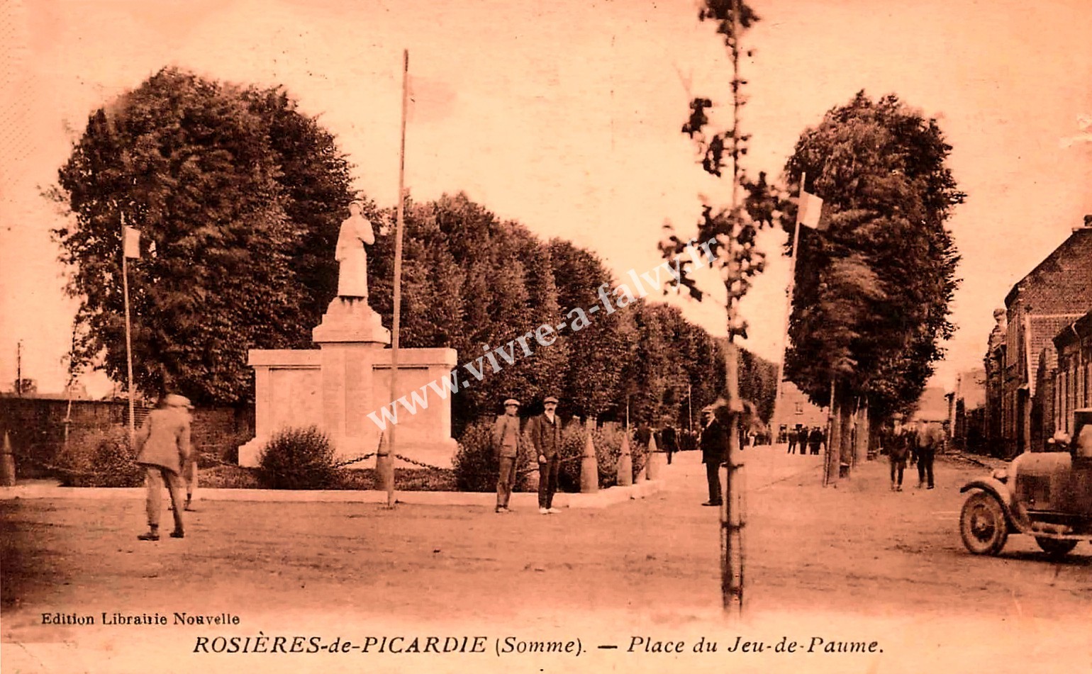 1 rosieres en santerre place du jeu de paume