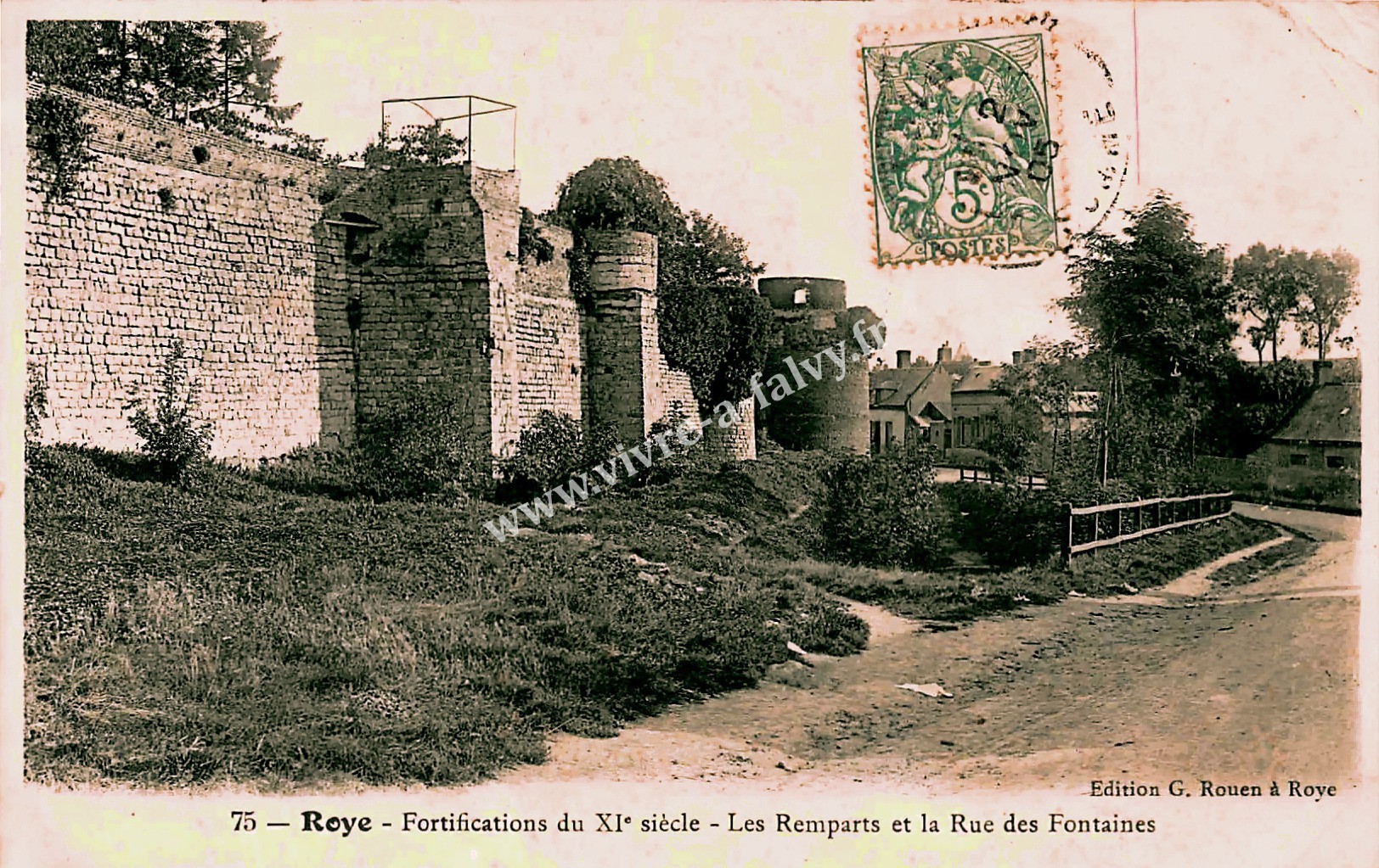 1 roye fortifications du xi les remparts et la rue des fontaines