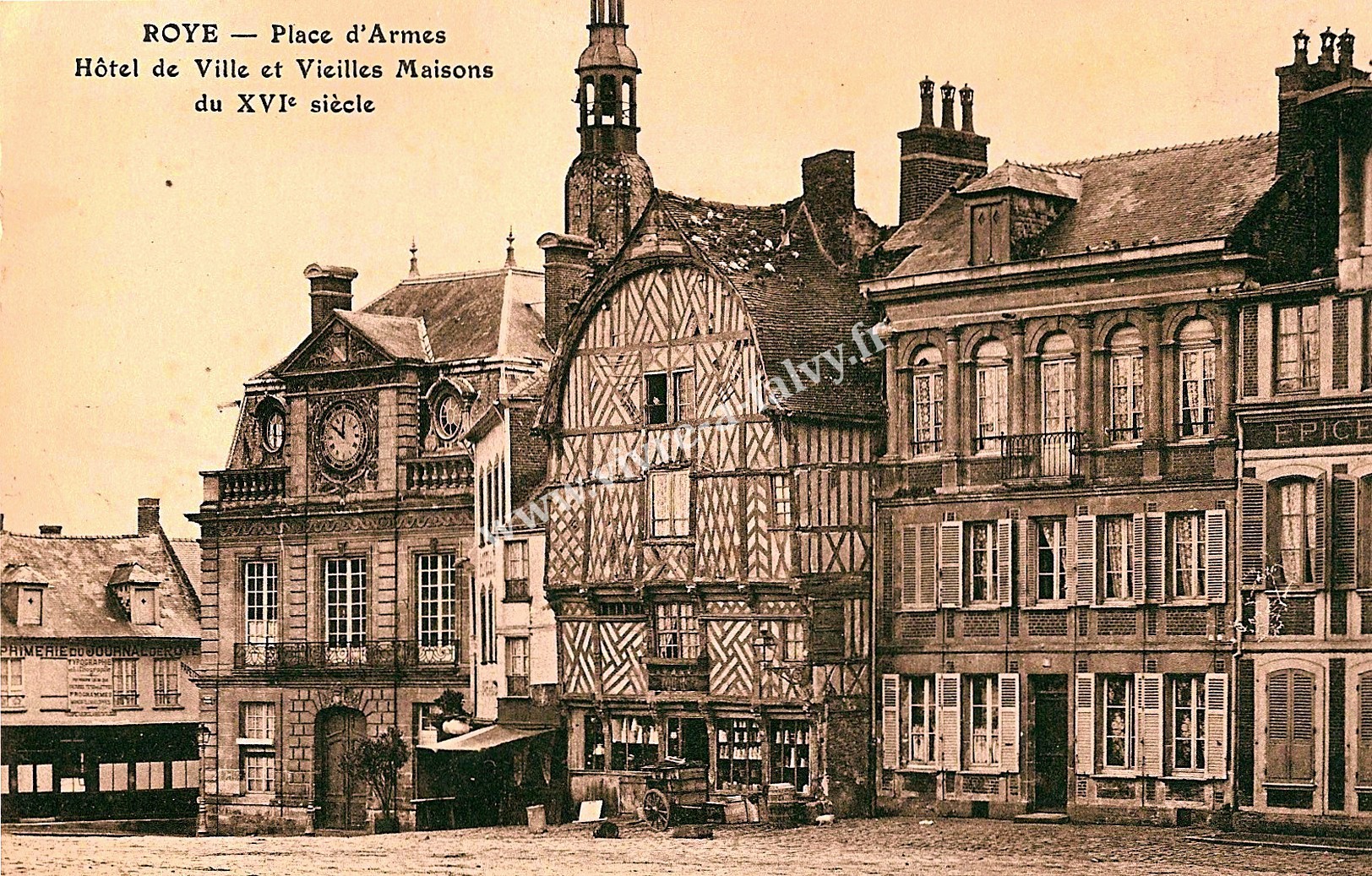 1 roye hotel de ville et vieilles maisons xvi s