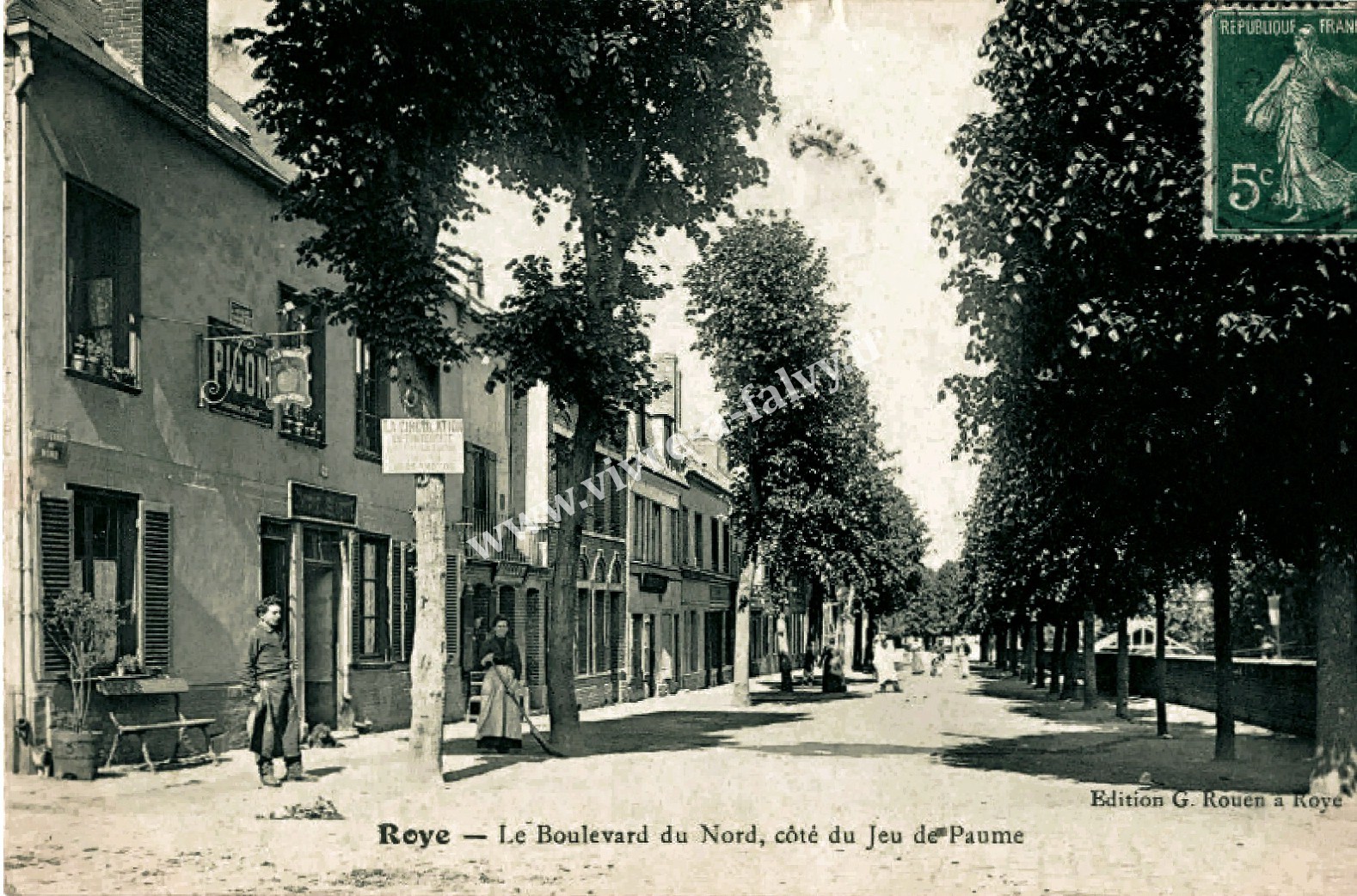1 roye le boulevard du nord cote du jeu de paume