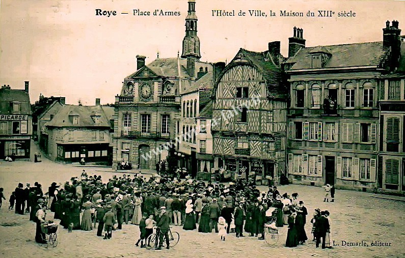 1 roye place d armes hotel de ville maison xiii siecle