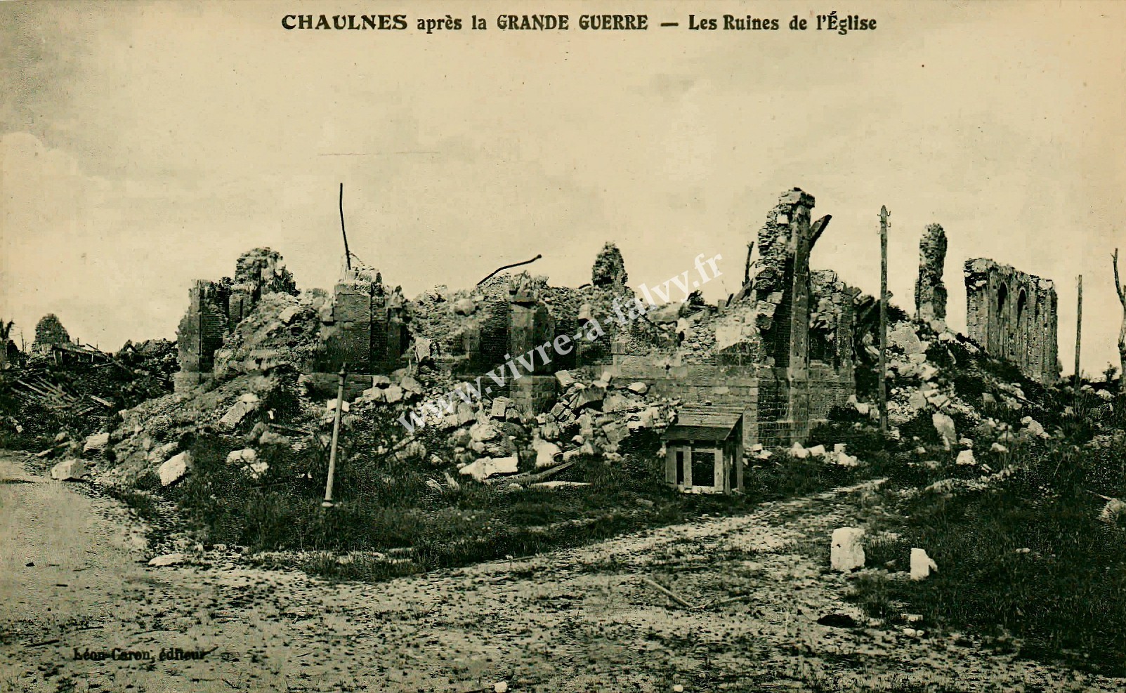 2 chaulnes les ruines de l eglise