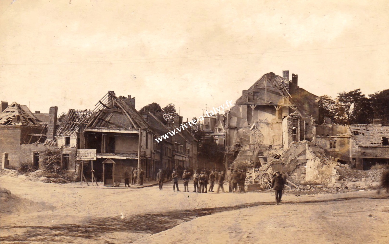 2 ham photo carte allemande carrefour du bas de la rue de noyon