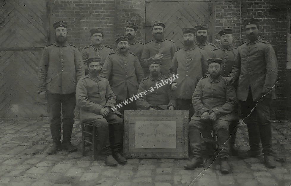 2 nesle soldats allemand artillerie munitions