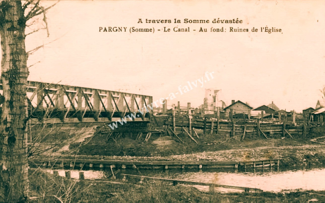 2 pargny le canal au fond ruines de l eglise