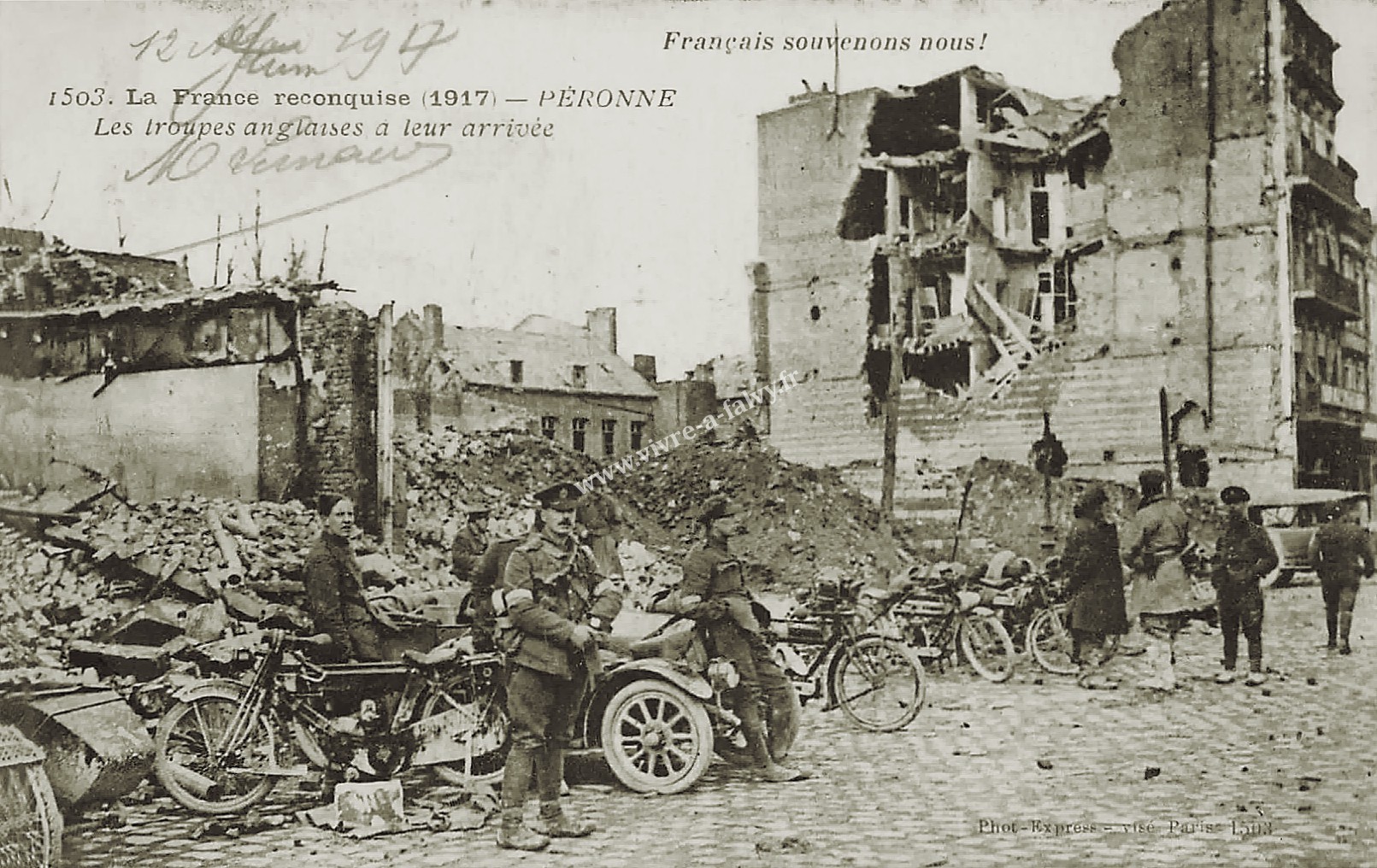 2 peronne 1917 les troupes anglaises a leur arrivee 1
