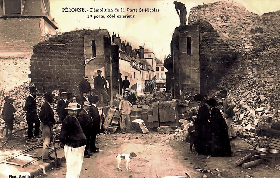 2 peronne demolition porte de st nicolas 1