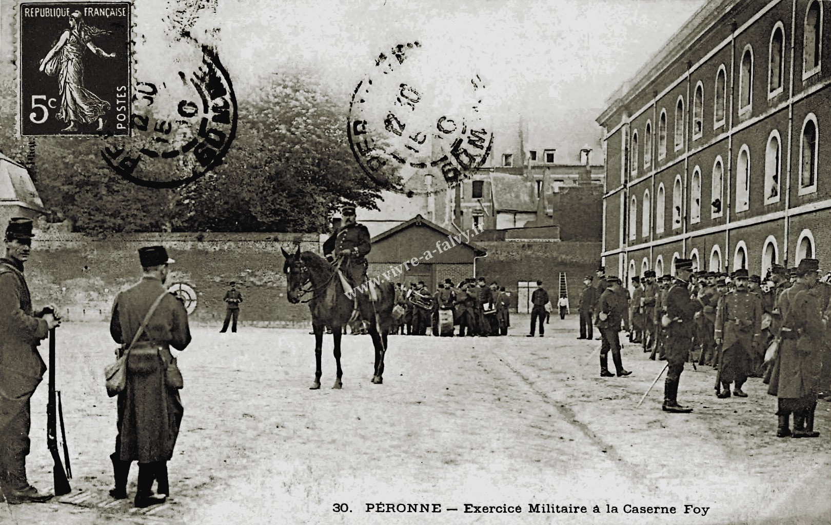 2 peronne exercices militaire a la caserne foy 1