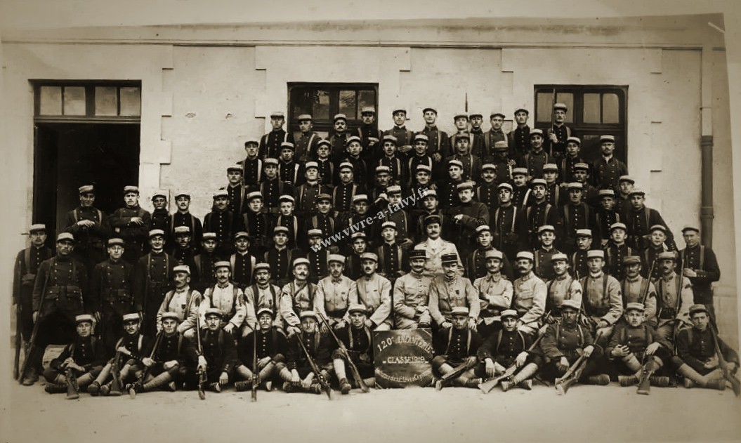 2 peronne groupe de militaires du 120 eme r i 1