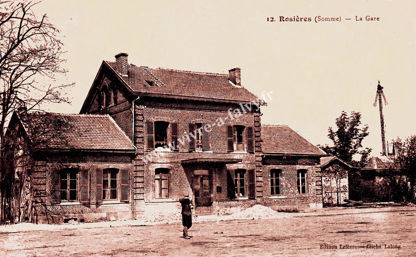 2 rosieres en santerre la gare
