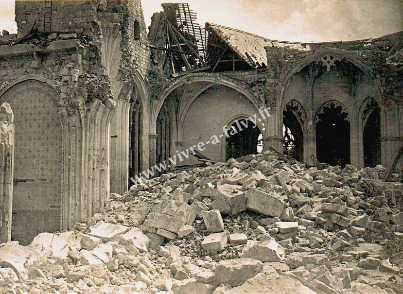 2 roye aout 1918 photo allemande ruines de l eglise