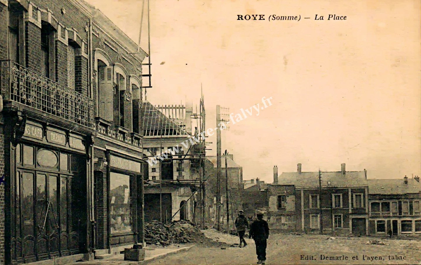 2 roye la place