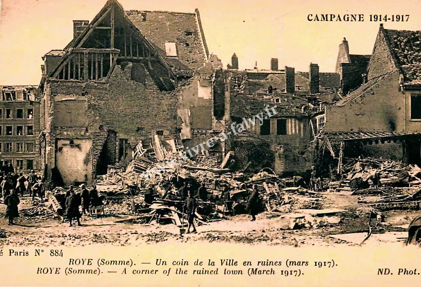2 roye ruines d un coin de la ville en ruines