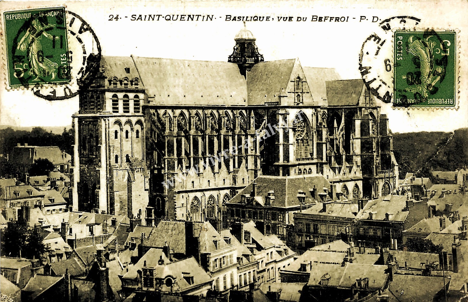 2 saint quentin basilique vue du beffroi