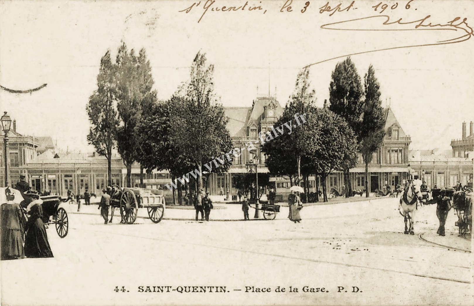 2 saint quentin place de la gare