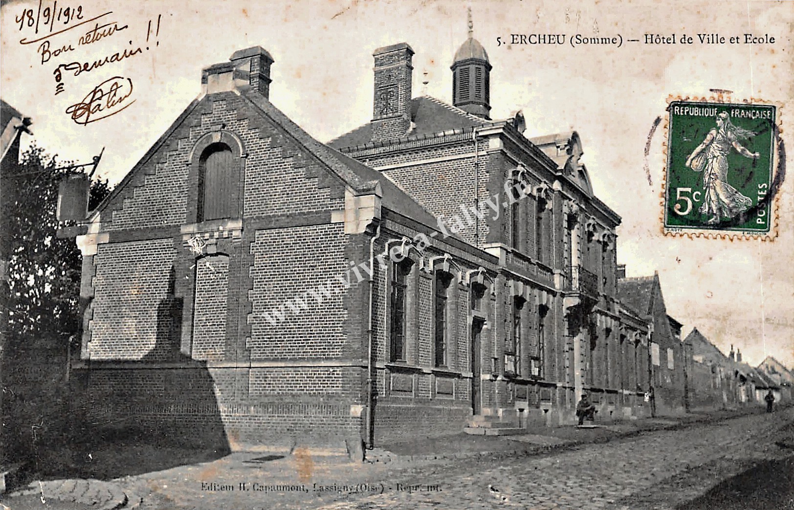 3 ercheu hotel de ville et ecole 2