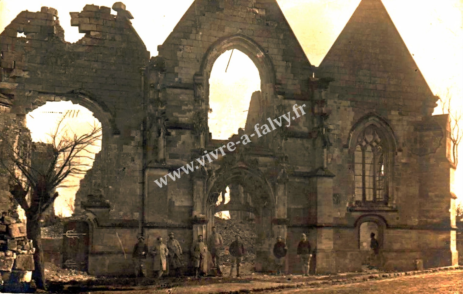 3 lihons eglise bombardee 3