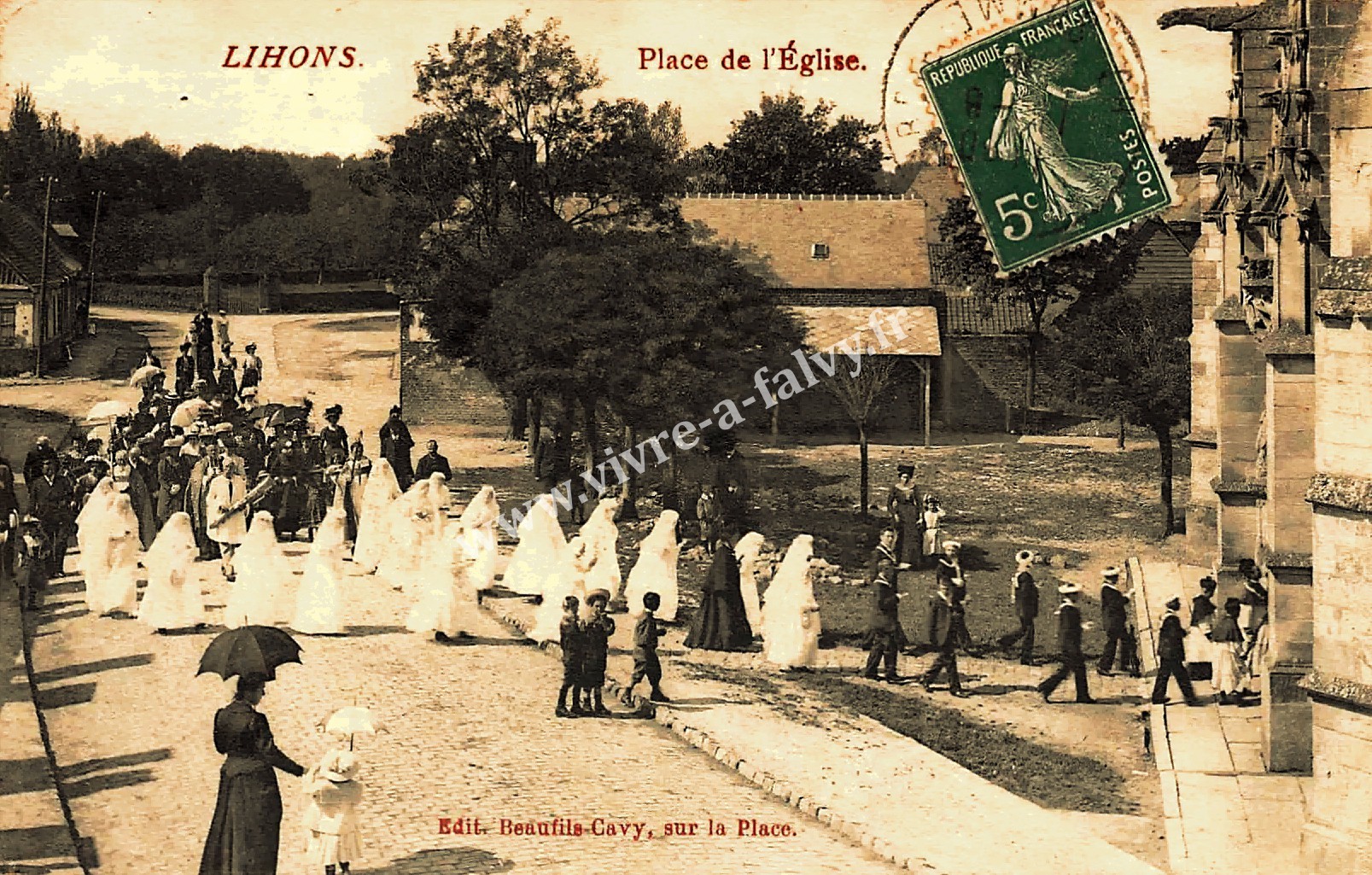3 lihons place de l eglise