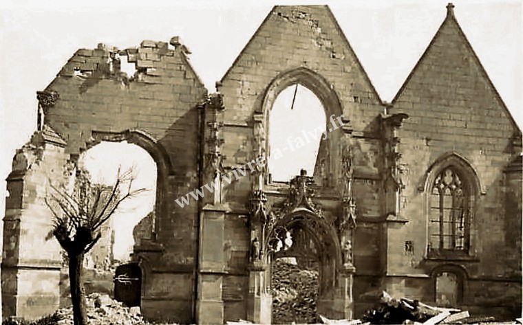 3 lihons ruines eglise