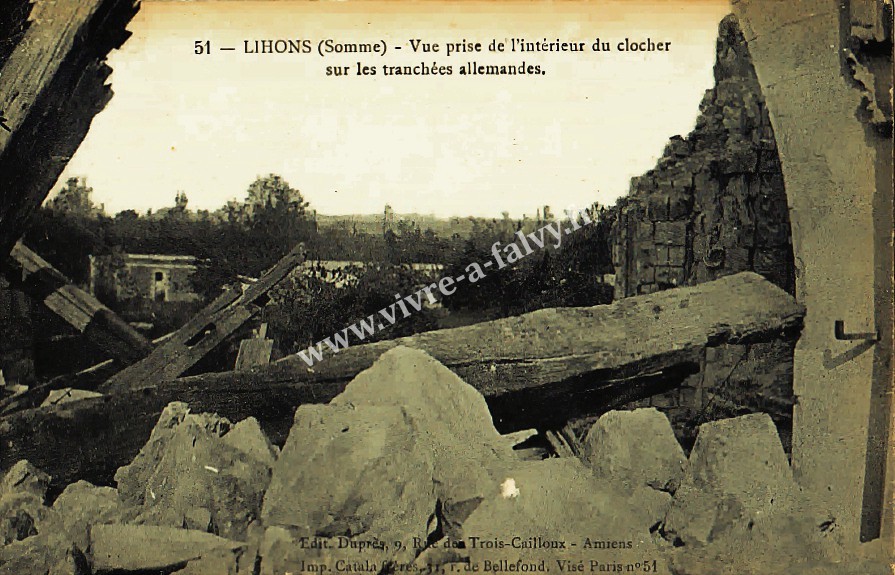 3 lihons vue prise de l interieur du clocher