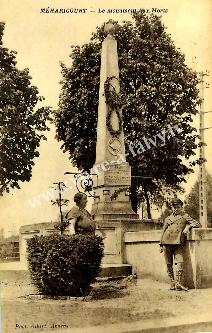 3 meharicourt le monument aux morts