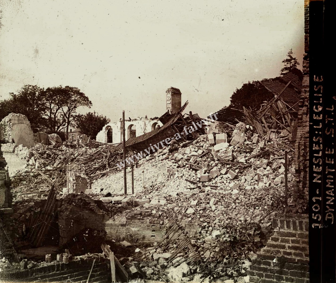 3 nesle ruines eglise