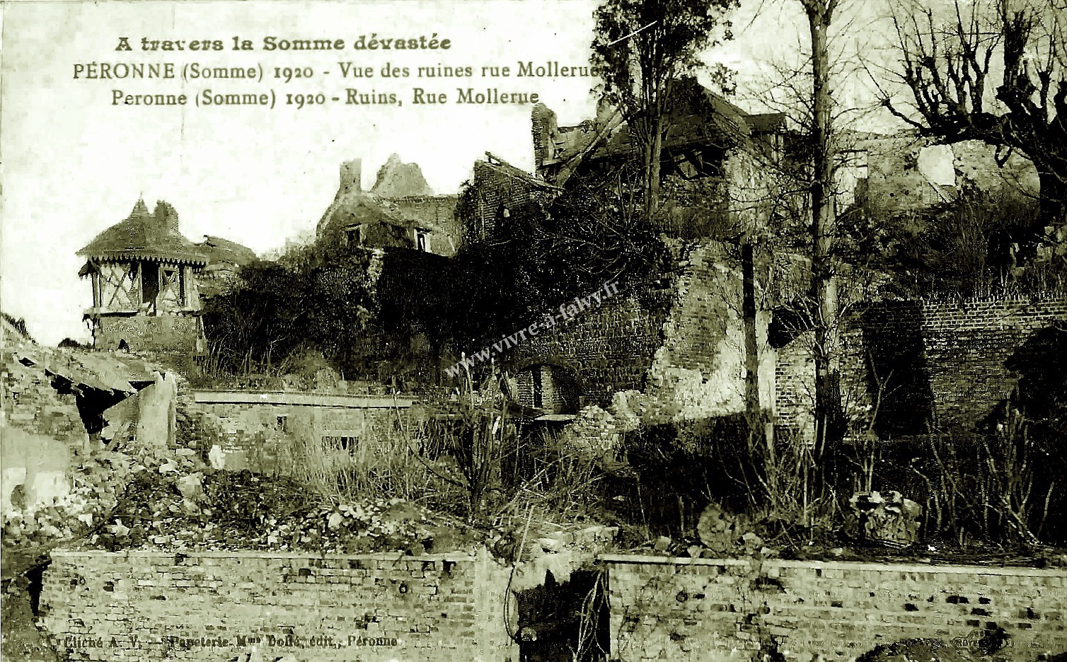 3 peronne 1920 vue des ruines rue mollerue 1