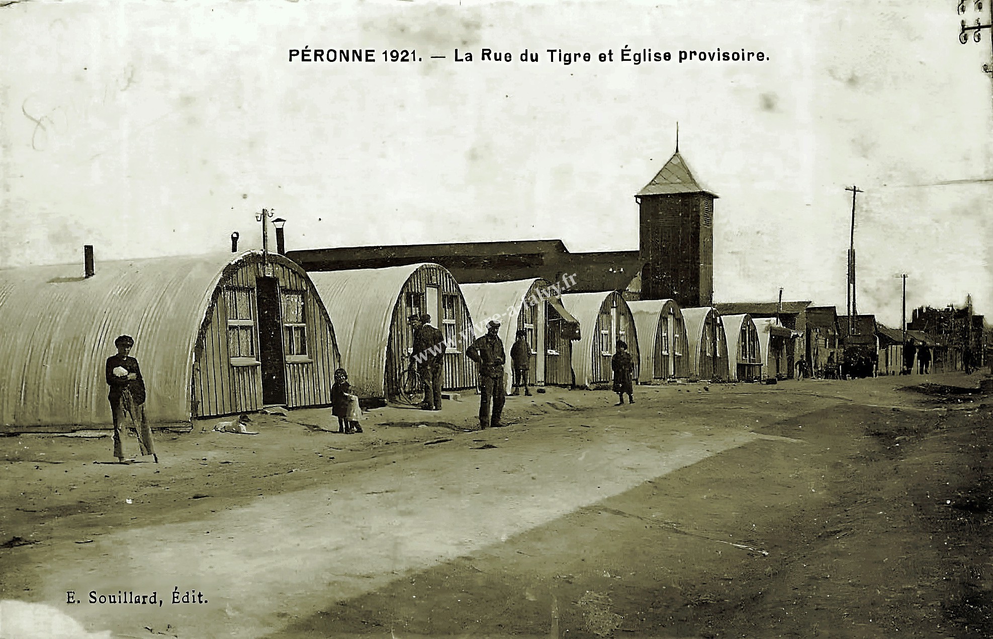3 peronne 1921 la rue du tigre l eglise provisoire 1