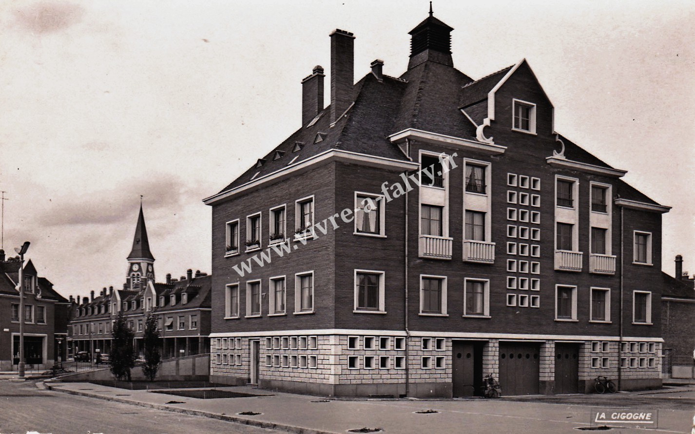 3 rosieres en santerre la mairie