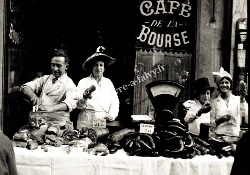3 saint quentin cafe de la bourse stand de charcuterie boucherie