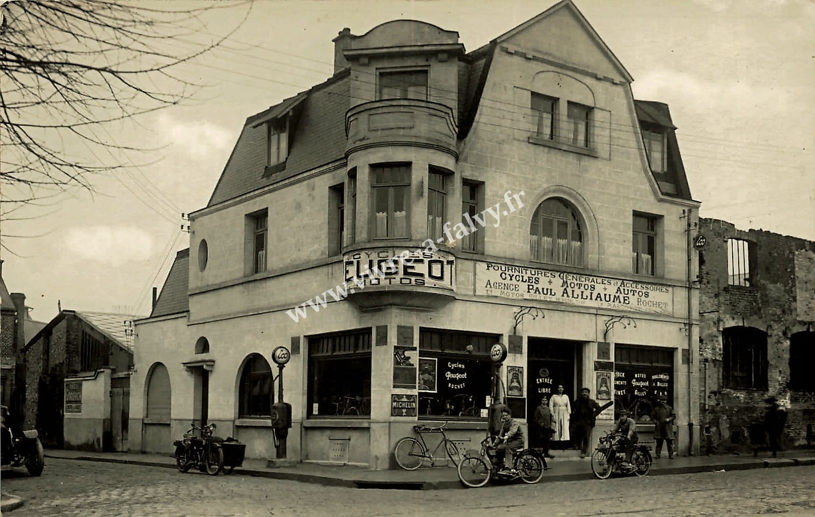 3 saint quentin garage agence paul alliaume cycles motos autos peugeot 14 avenue faidherbe