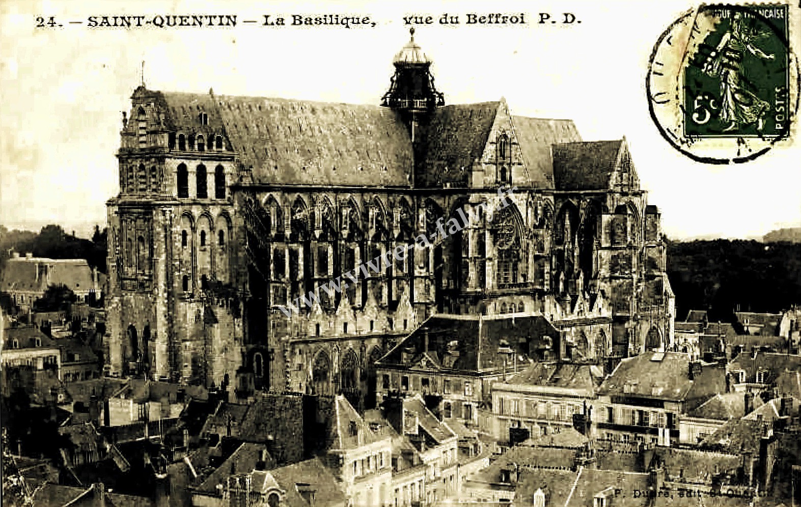3 saint quentin la basilique vue du beffroi