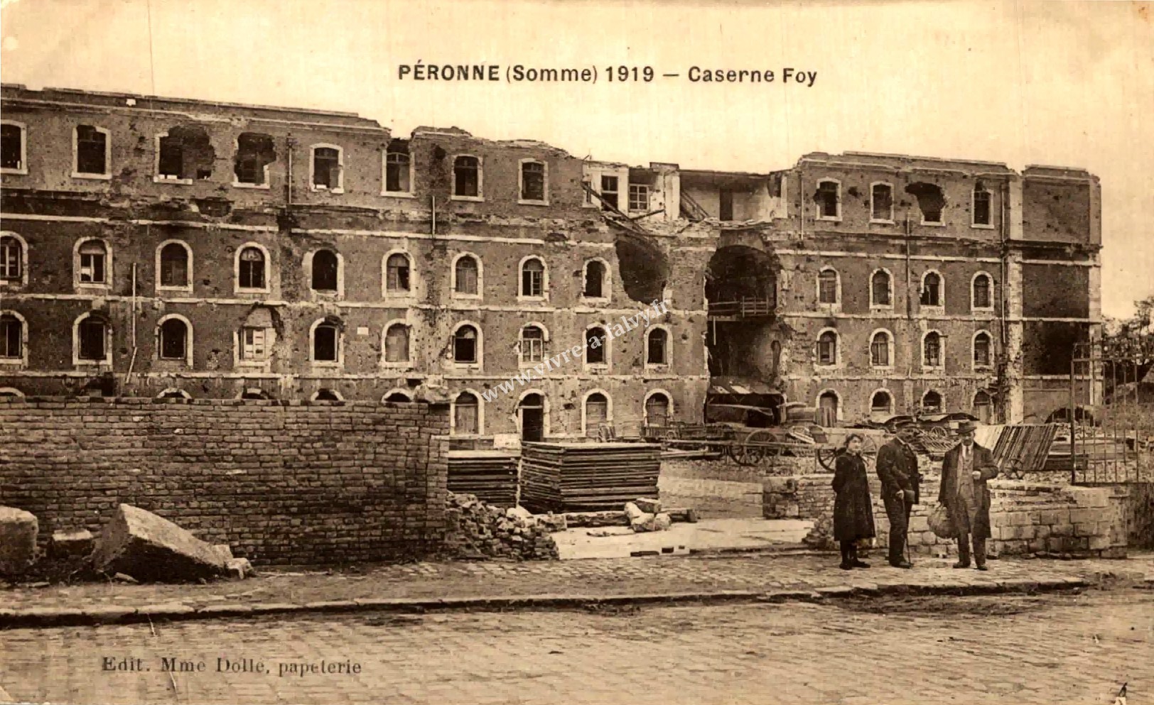 4 peronne 1919 caserne foy 1