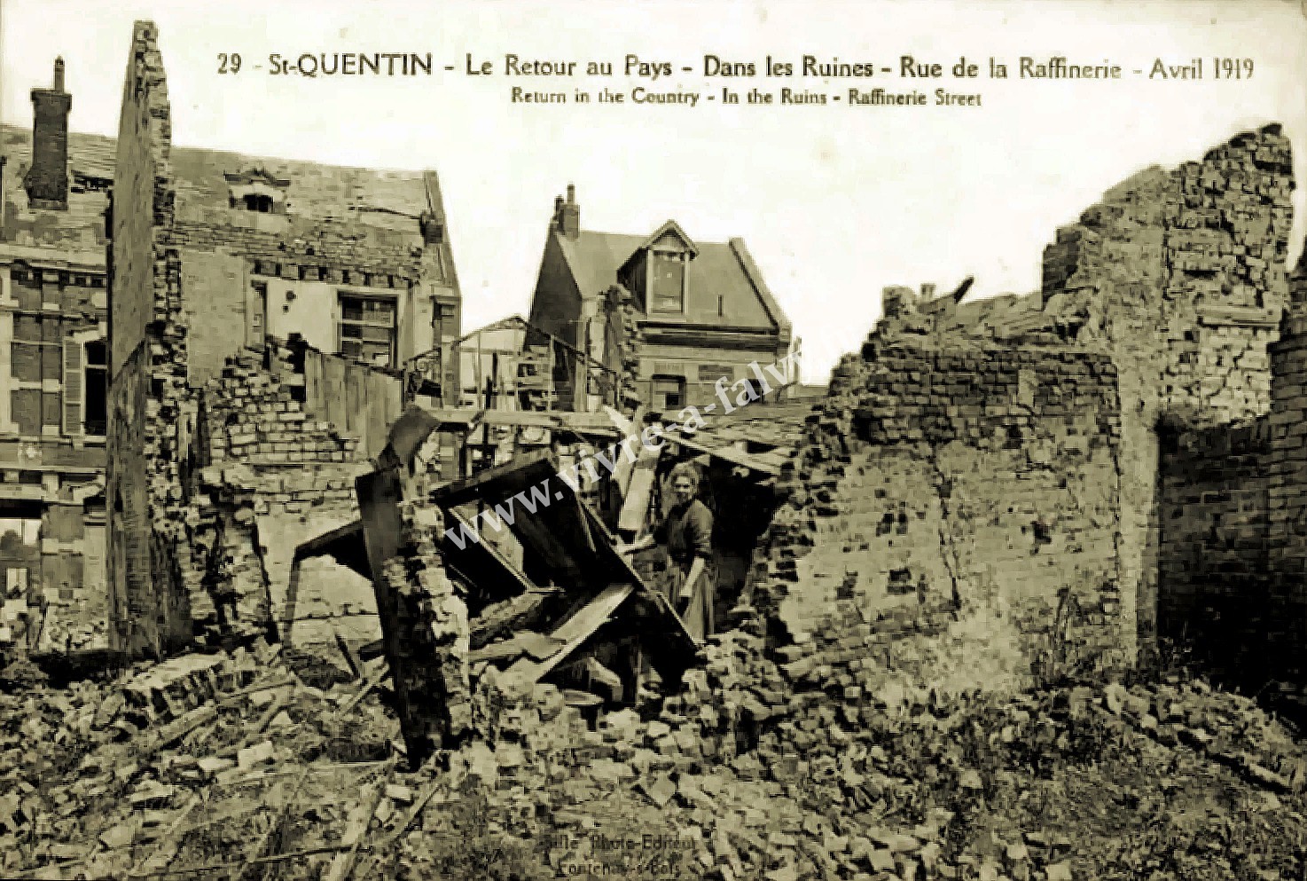 4 saint quentin rue de la raffinerie ruines avril 1919