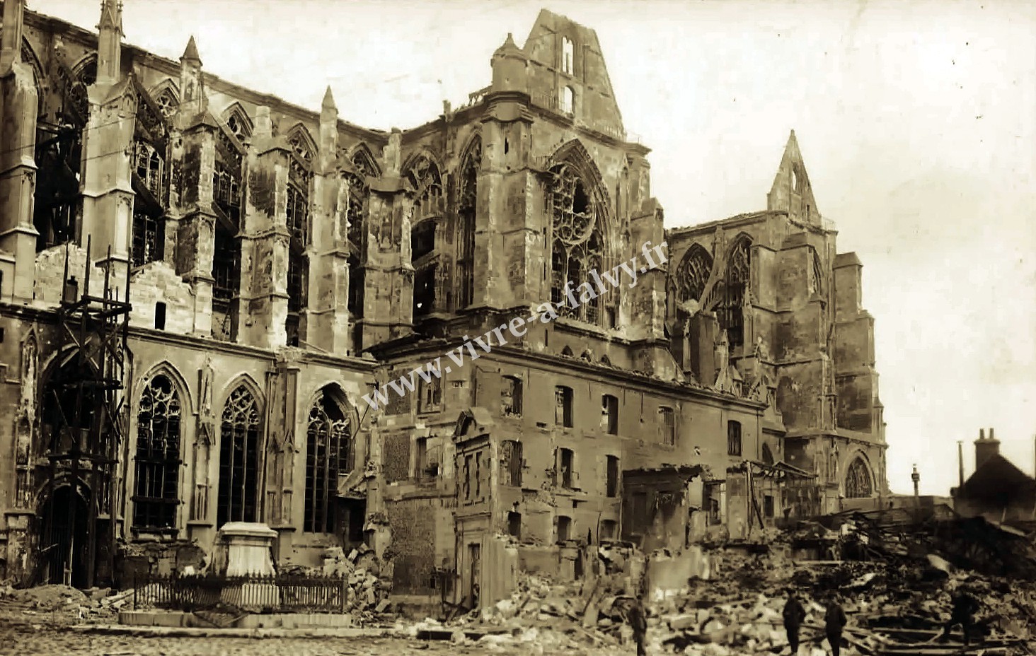 4 saint quentin ruines de la basilique